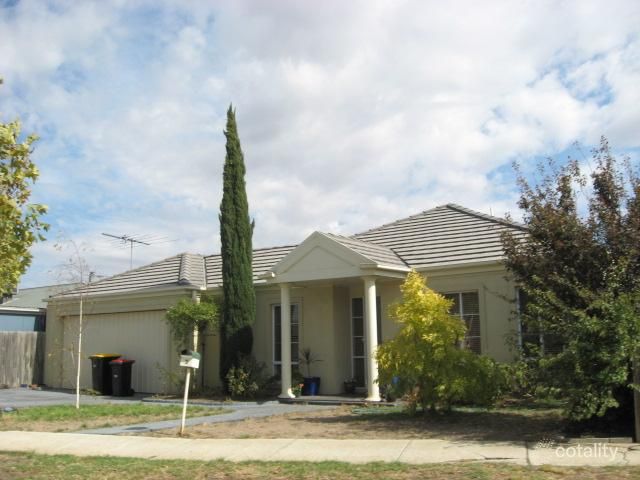 2 Oakmont Ct, Hillside, VIC 3037