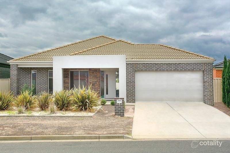 5 Tulloch Rise, Canadian, VIC 3350