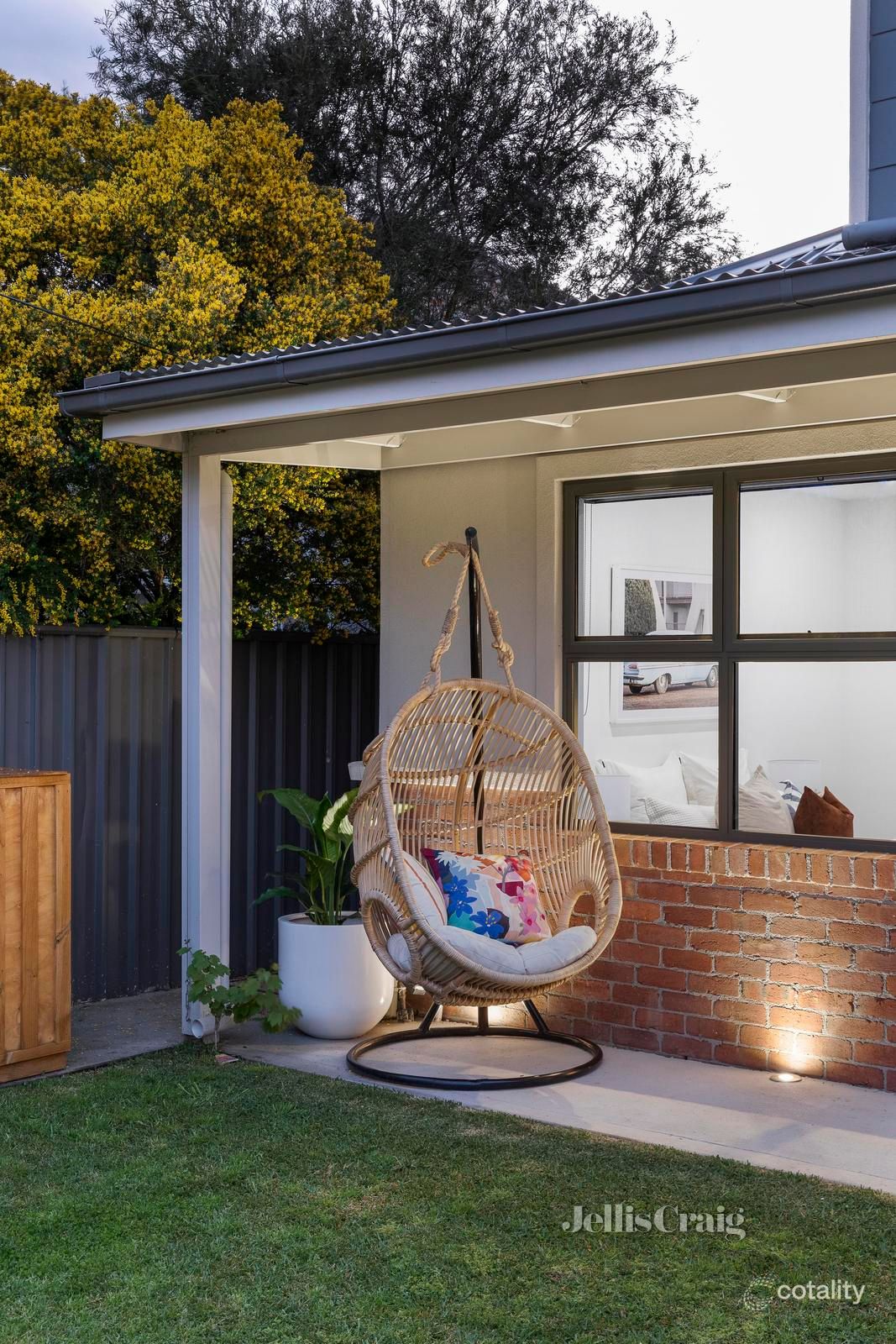 25 Hillside Ave, Northcote, VIC 3070
