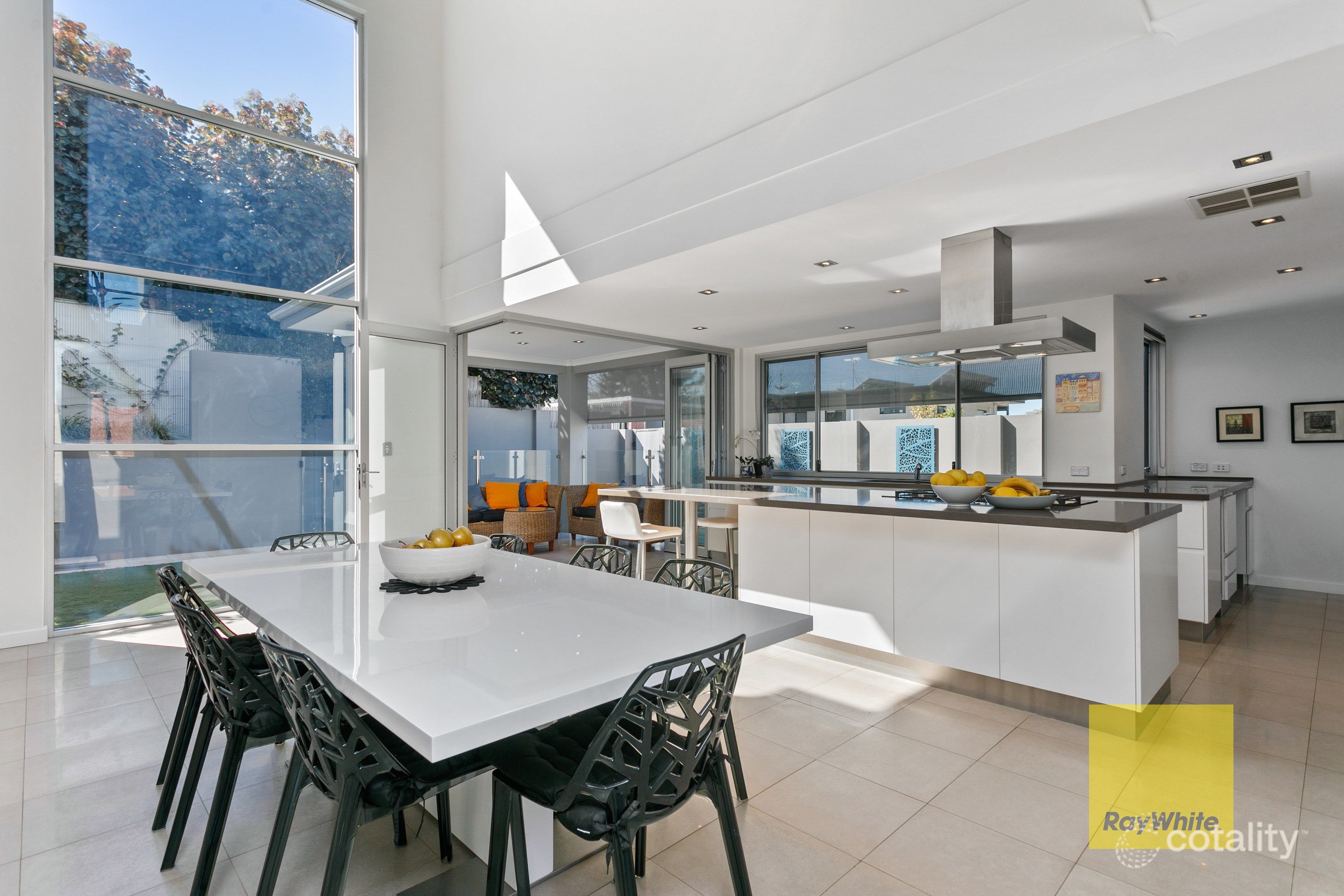 6b Grange St, Claremont, WA 6010
