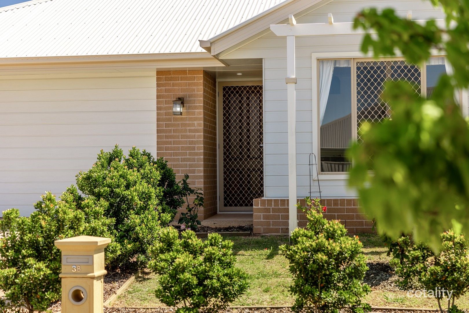 38 Crooke St, Highfields, QLD 4352