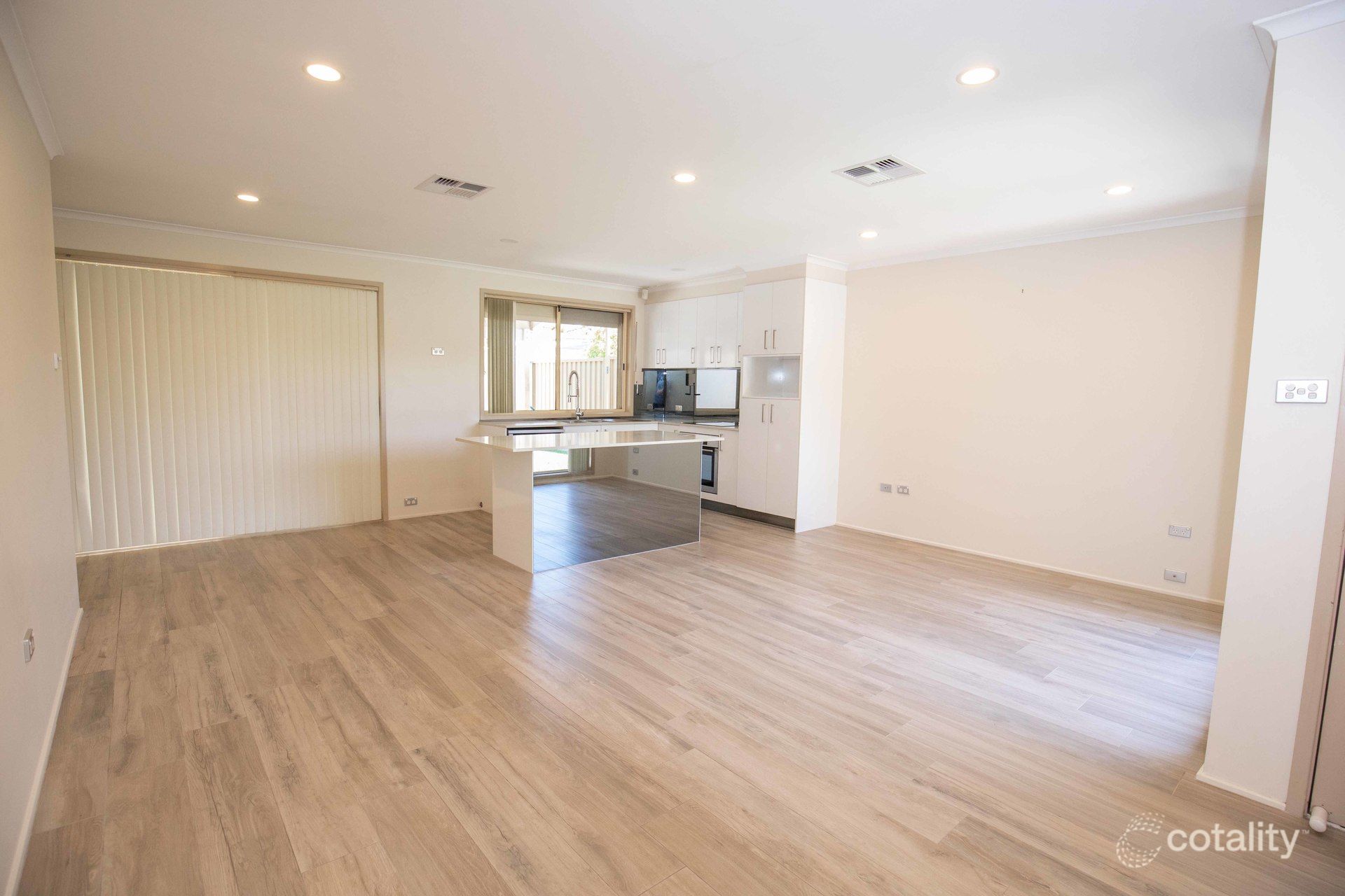 45 Southee Cct, Oakhurst, NSW 2761