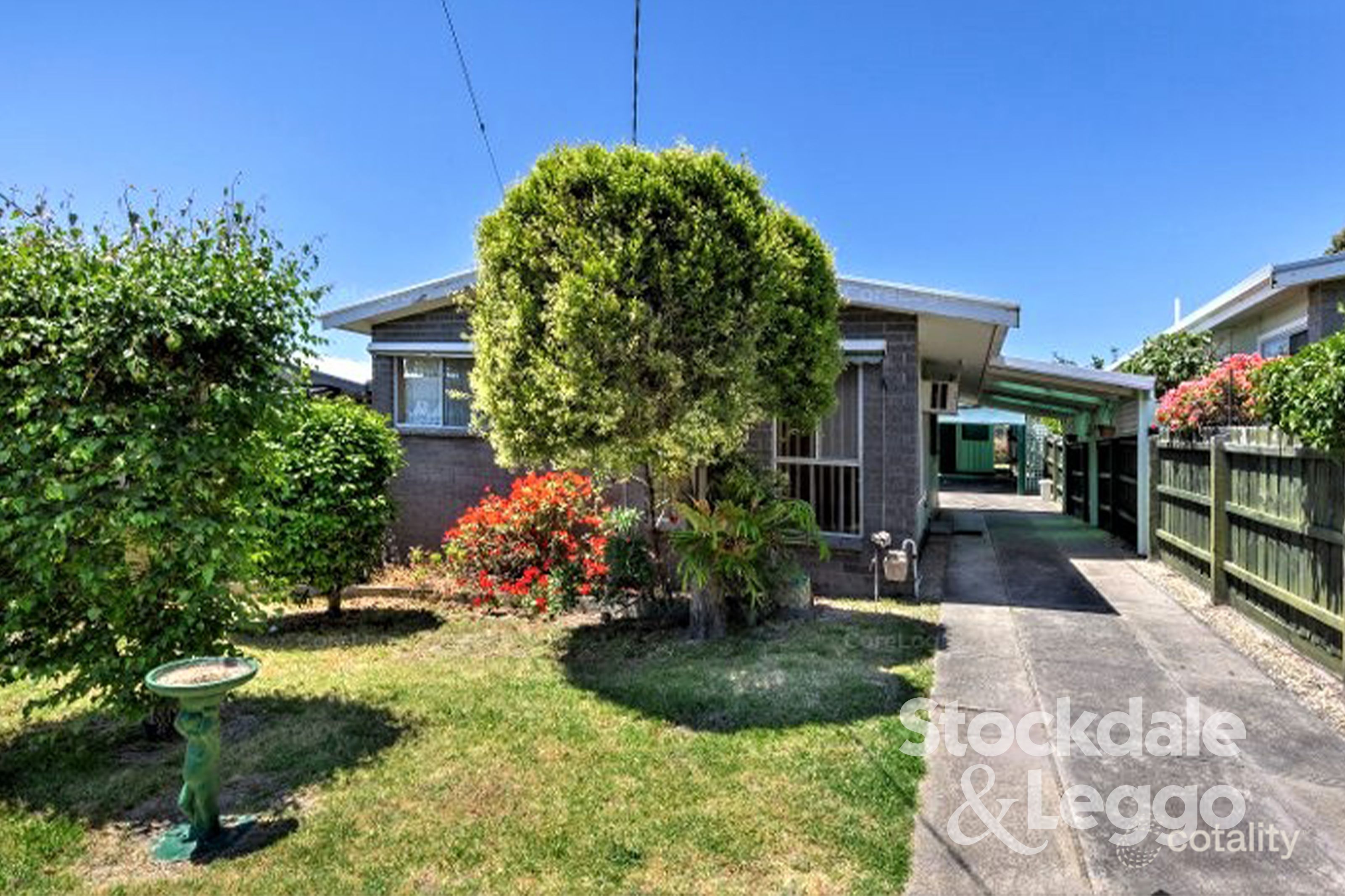 177 Eighth Ave, Rosebud, VIC 3939
