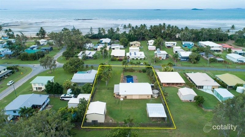 13 Peters Ave, Midge Point, QLD 4799