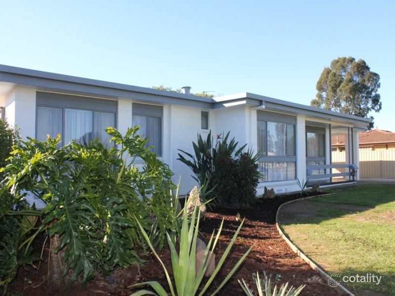 69 James Cook Ave, Howlong, NSW 2643