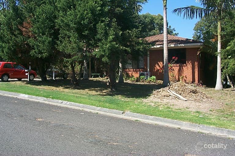 10 Bian Ct, Ocean Shores, NSW 2483