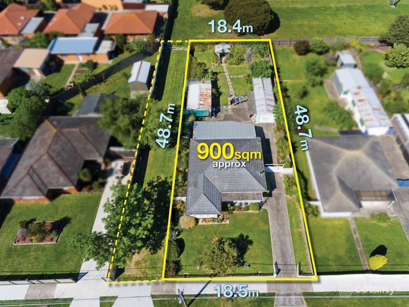 43 Dumbarton St, Reservoir, VIC 3073