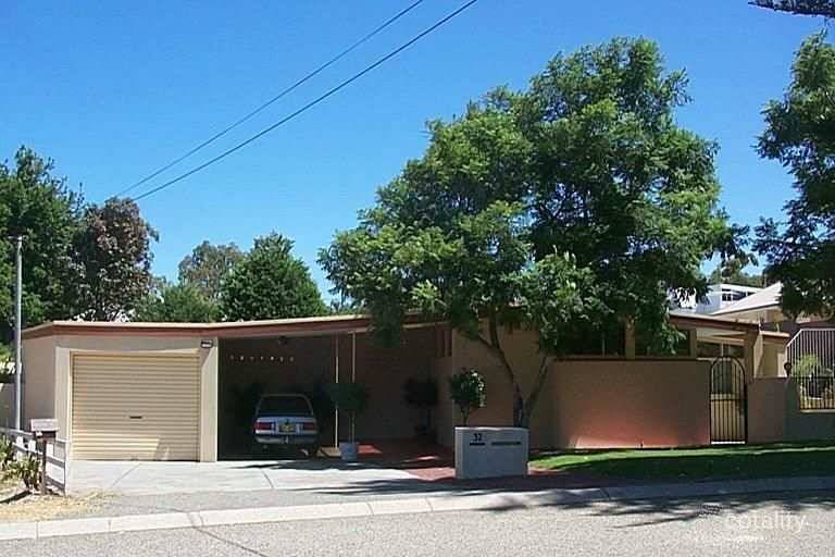 32 Norbury Cres, City Beach, WA 6015