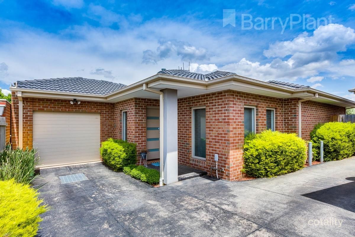 2/16 Logan Ct, Sunbury, VIC 3429