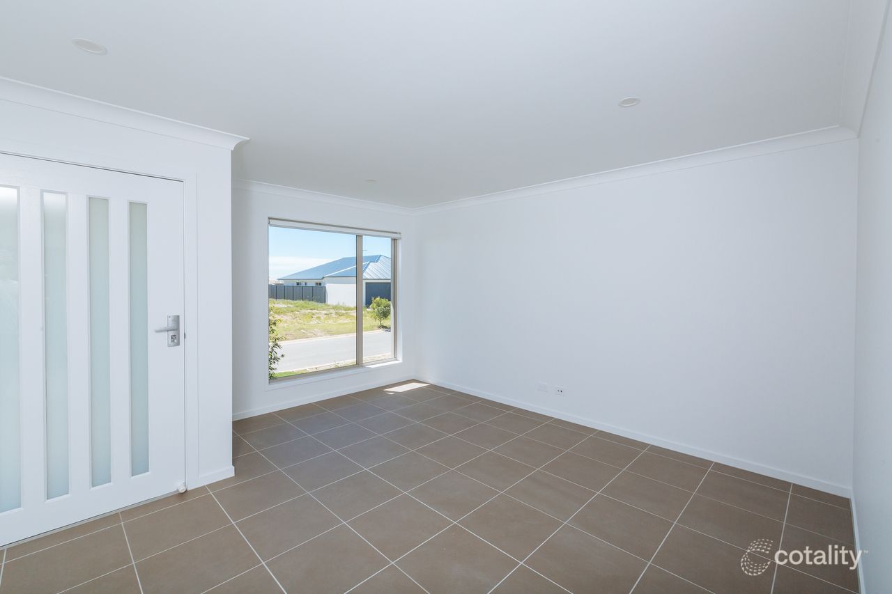 6 Elite Cres, Narangba, QLD 4504