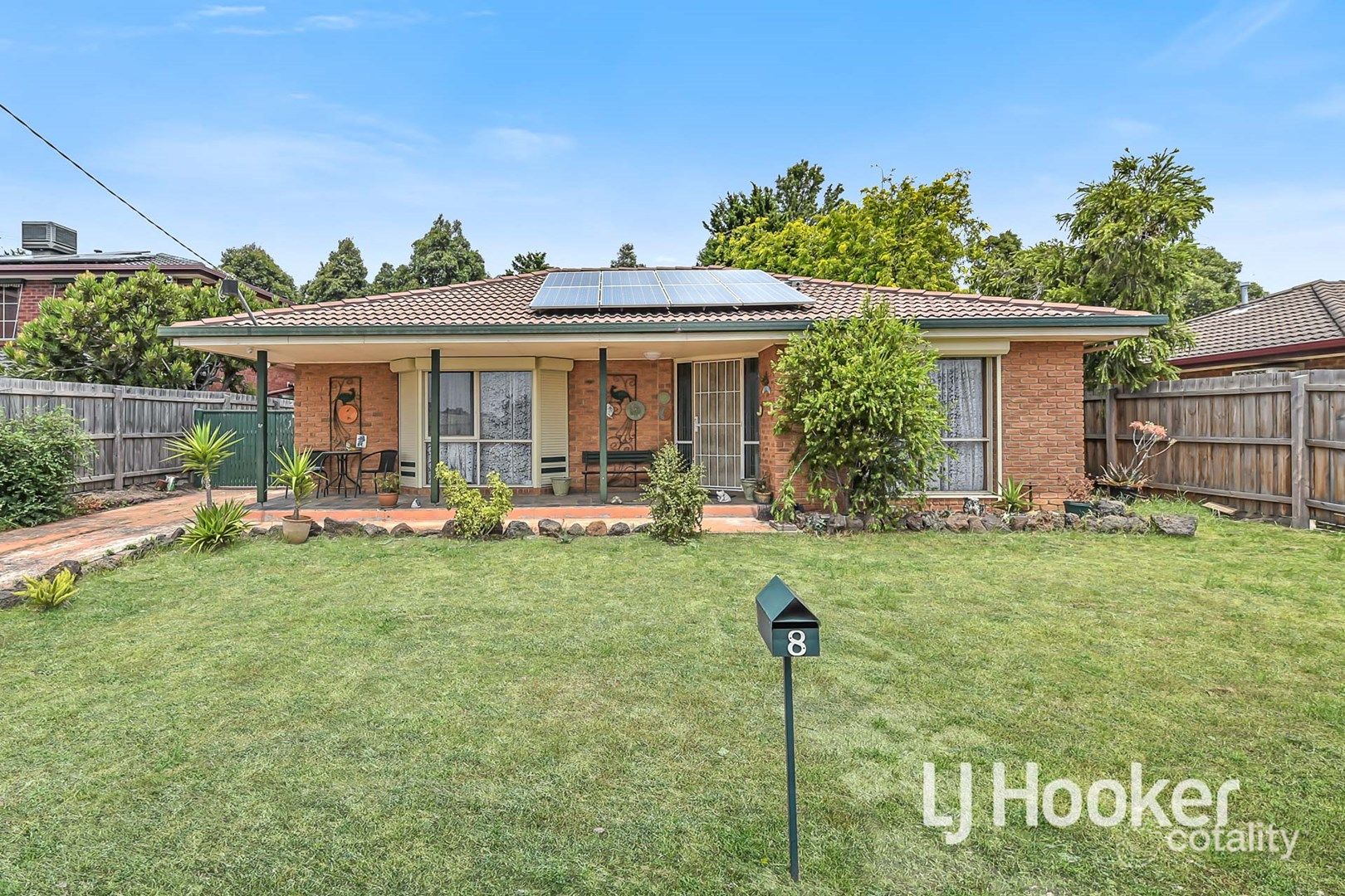 8 Jasper Ct, Hampton Park, VIC 3976
