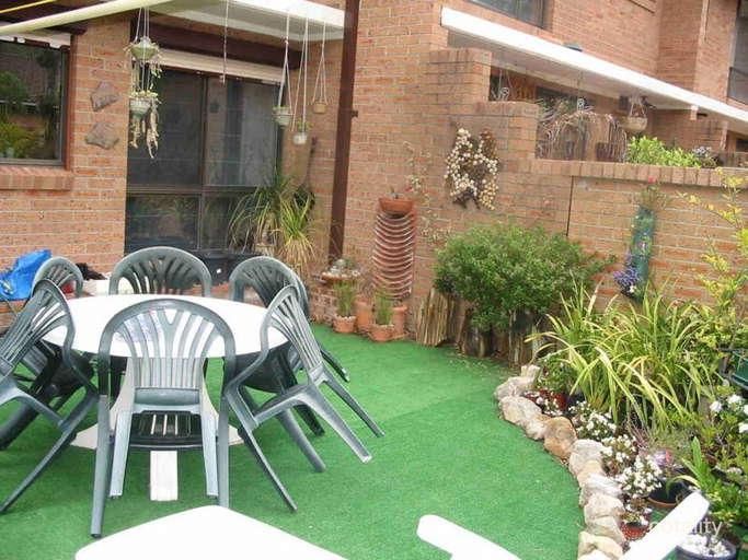 2/2 Libya Pl, Marsfield, NSW 2122