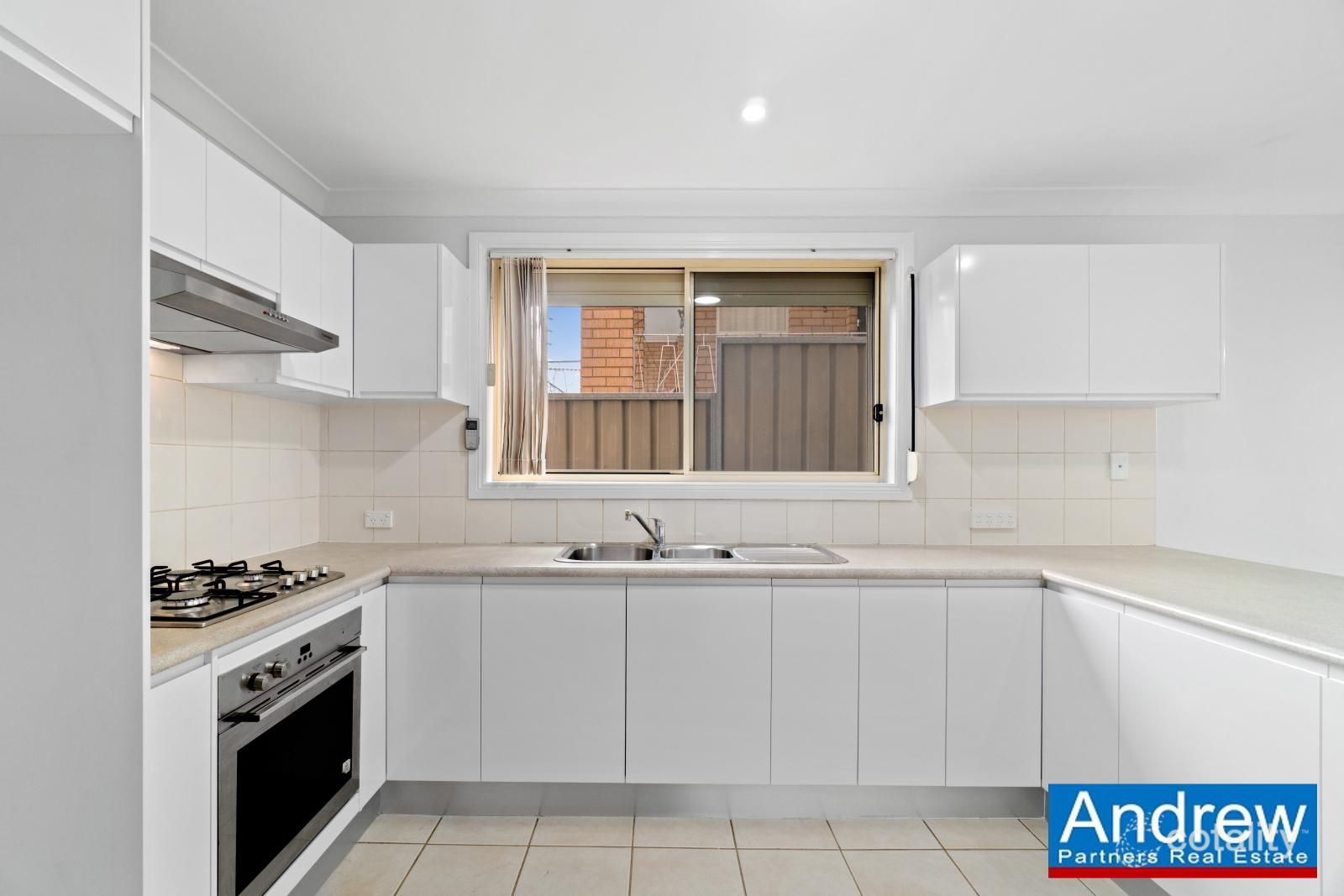 320 Epsom Rd, Chipping Norton, NSW 2170