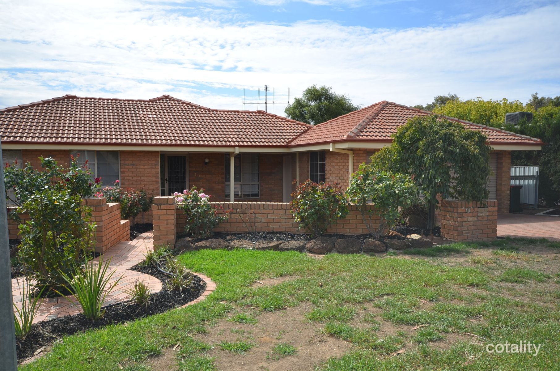 5 Landale Dr, Strathdale, VIC 3550