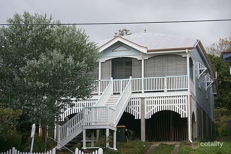 9 Cox Rd, Windsor, QLD 4030