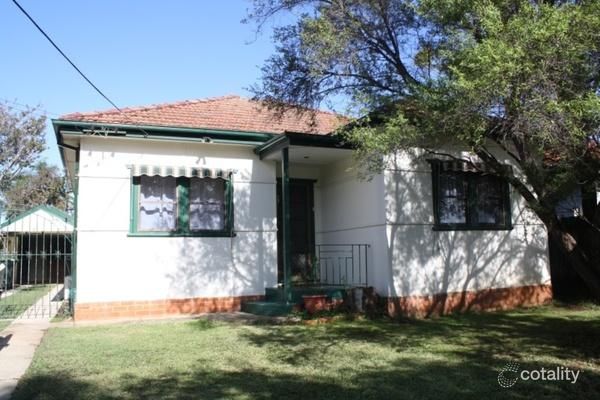 90 Doyle Rd, Revesby, NSW 2212