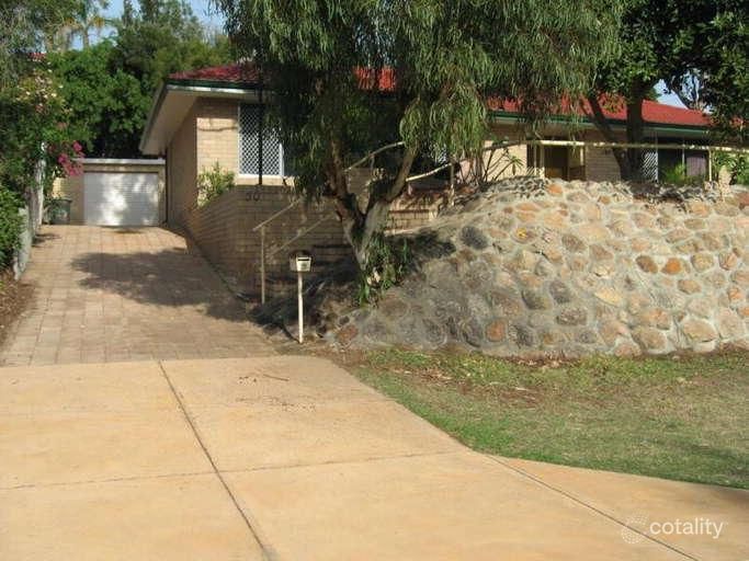 30 Solander Rd, Hillarys, WA 6025