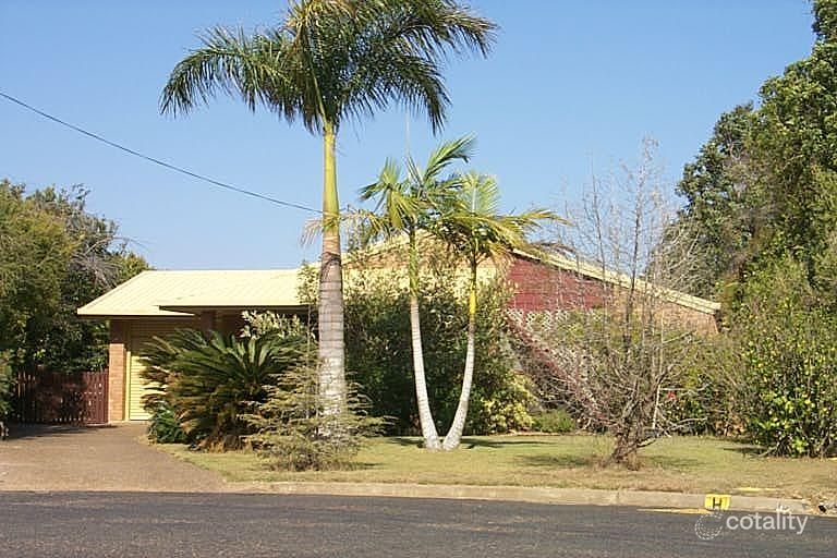 14 Sinclair St, Avenell Heights, QLD 4670