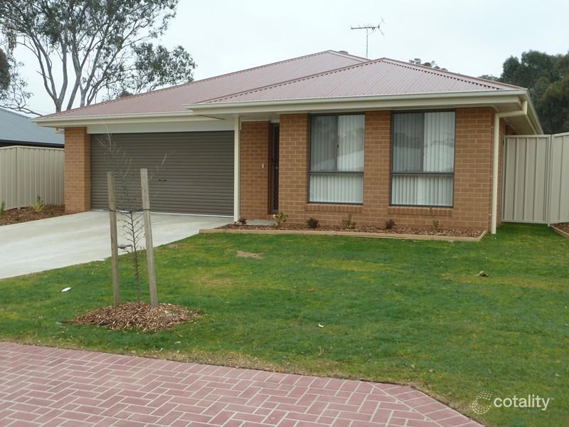 7 Wattlebird Dr, Bandiana, VIC 3691