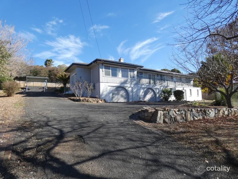 46 Garibaldi St, Armidale, NSW 2350