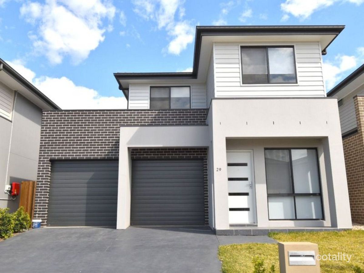 29 Learoyd Rd, Edmondson Park, NSW 2174