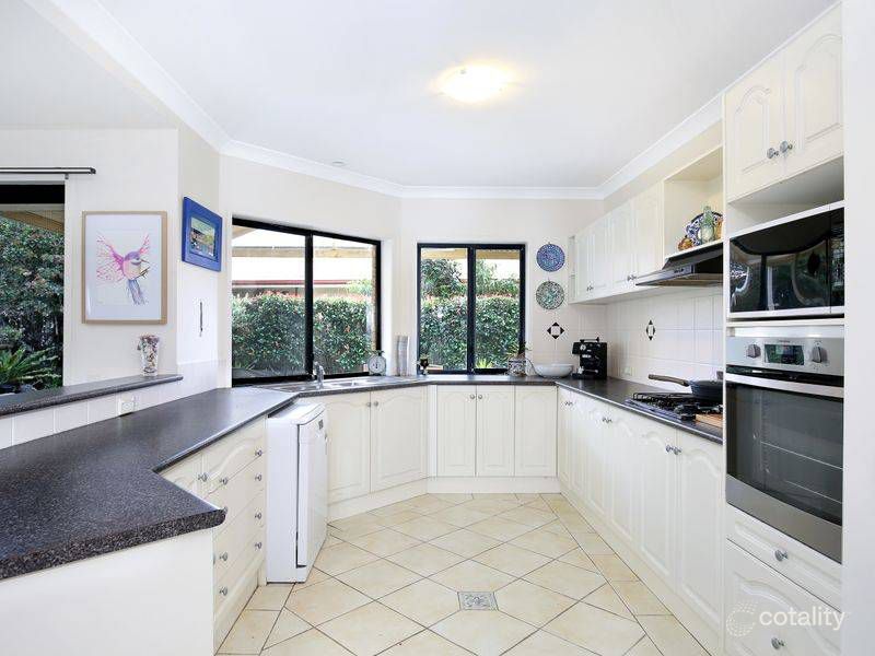 14 Robins Creek Dr, Horsley, NSW 2530