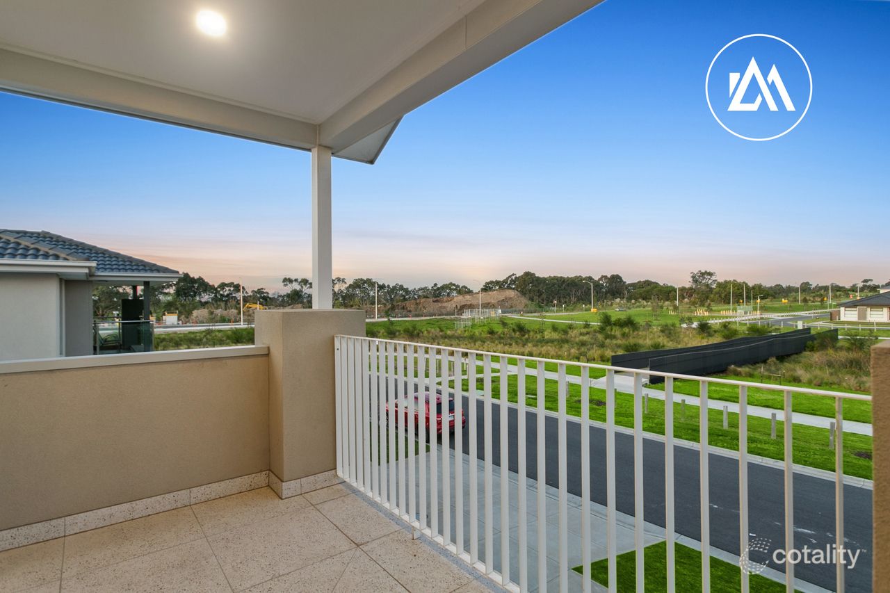 49 Dressage Dr, Cranbourne South, VIC 3977