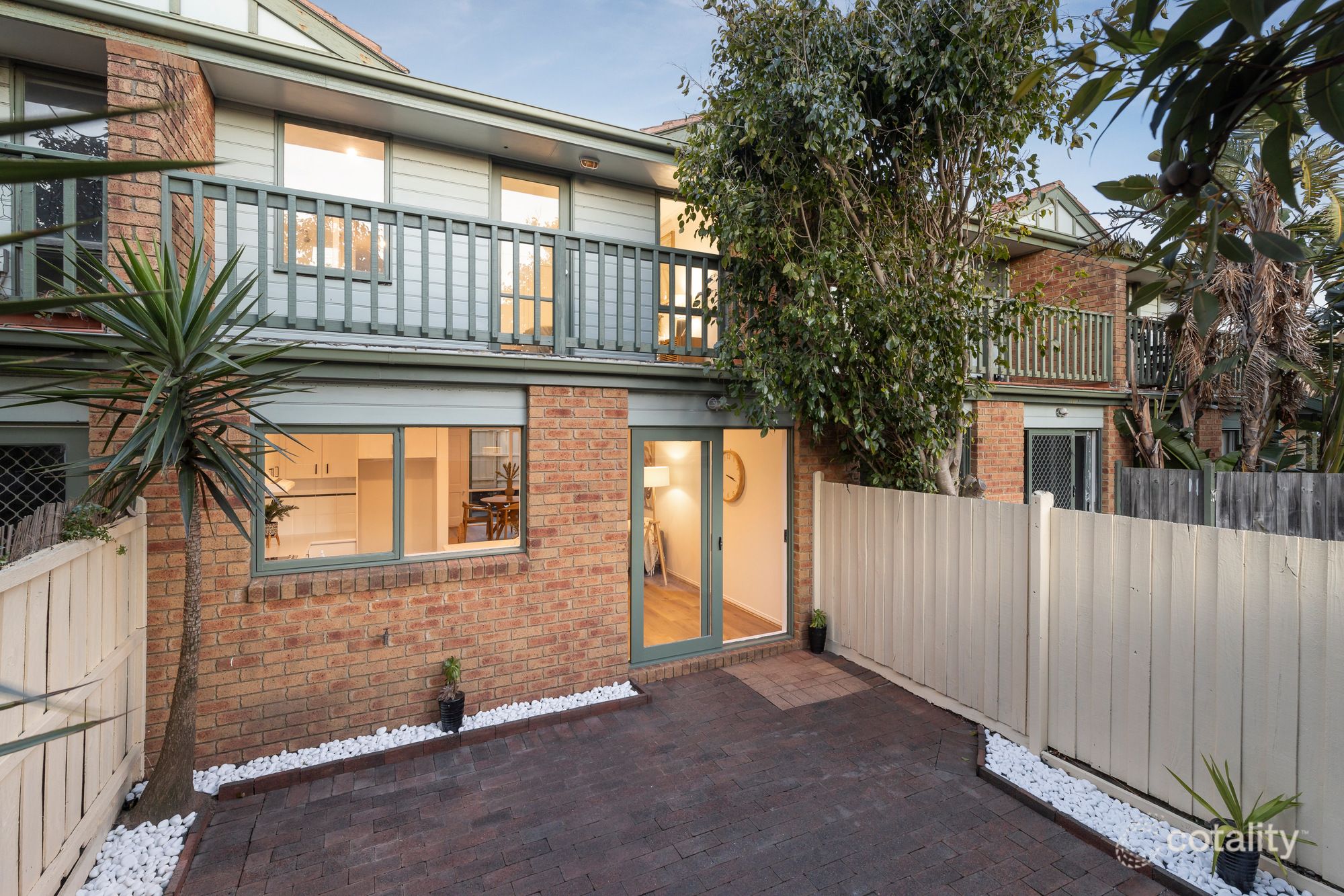 2/180-181 Nepean Hwy, Seaford, VIC 3198