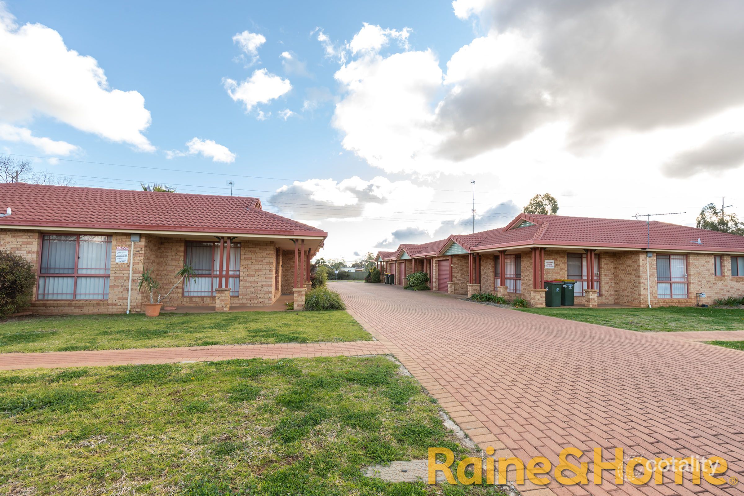 2/6-8 Sturt Cir, Dubbo, NSW 2830