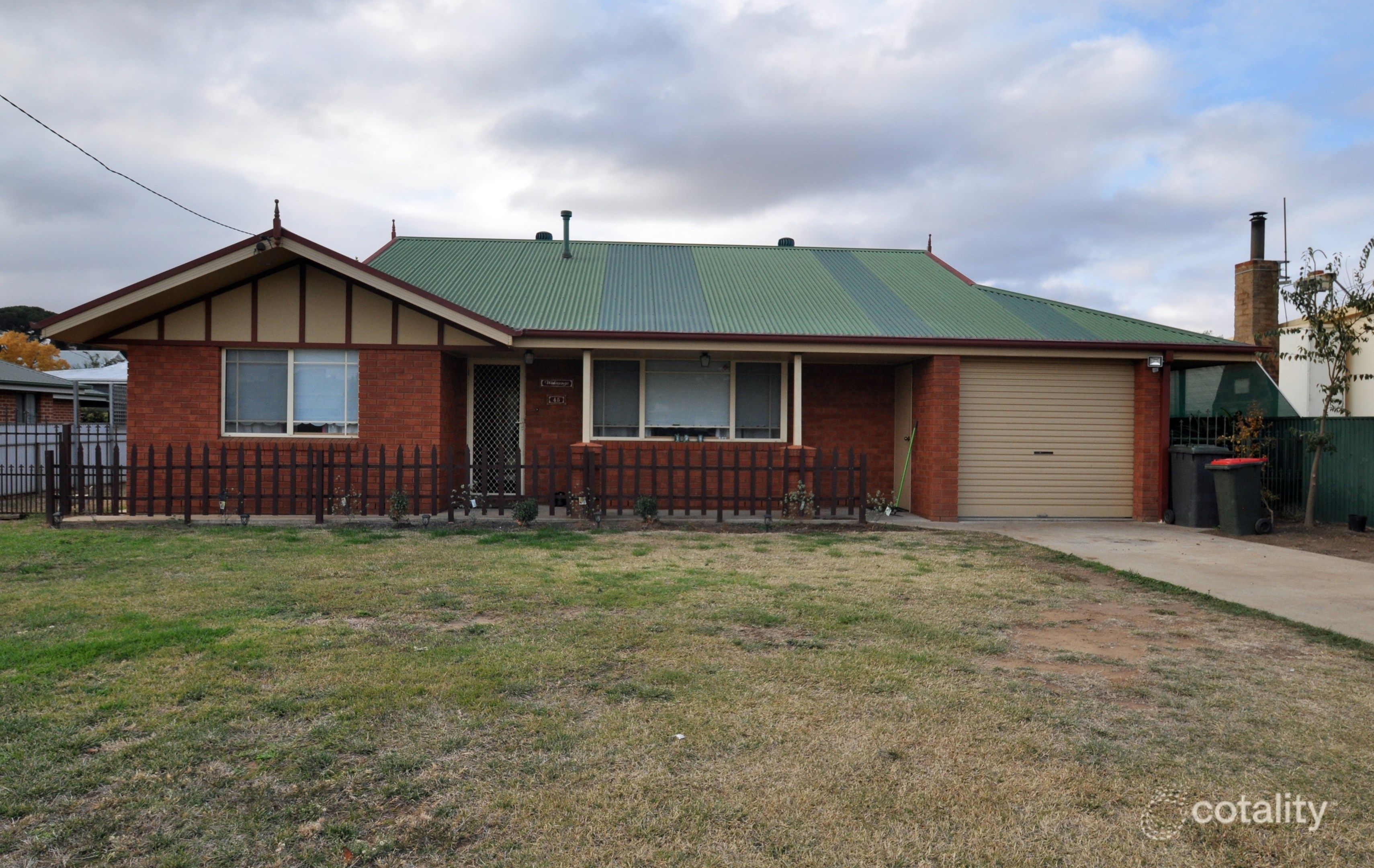 45 Regent St, Junee, NSW 2663