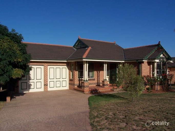 5 Turner Cres, Orange, NSW 2800