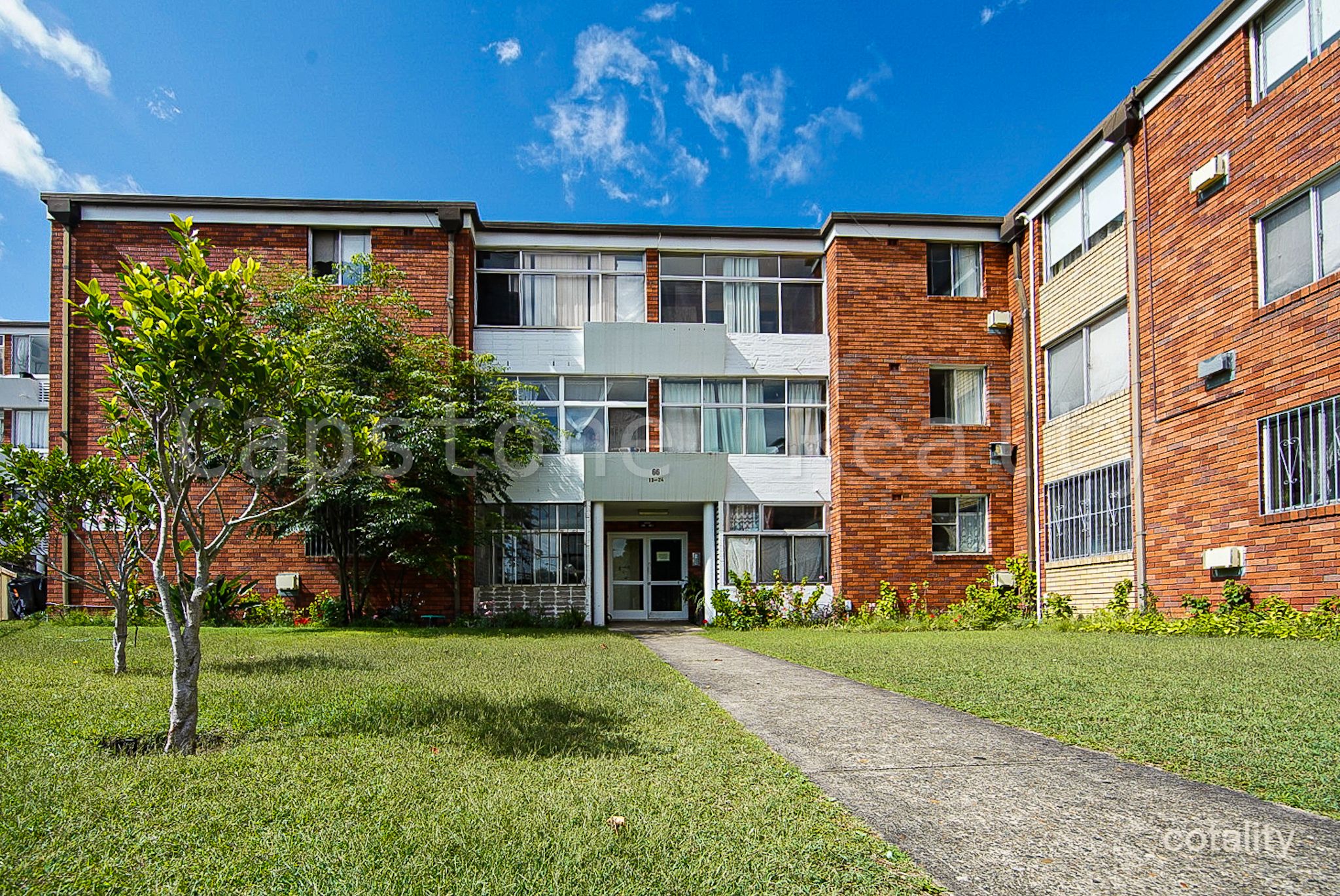 2/66 Mascot Dr, Eastlakes, NSW 2018