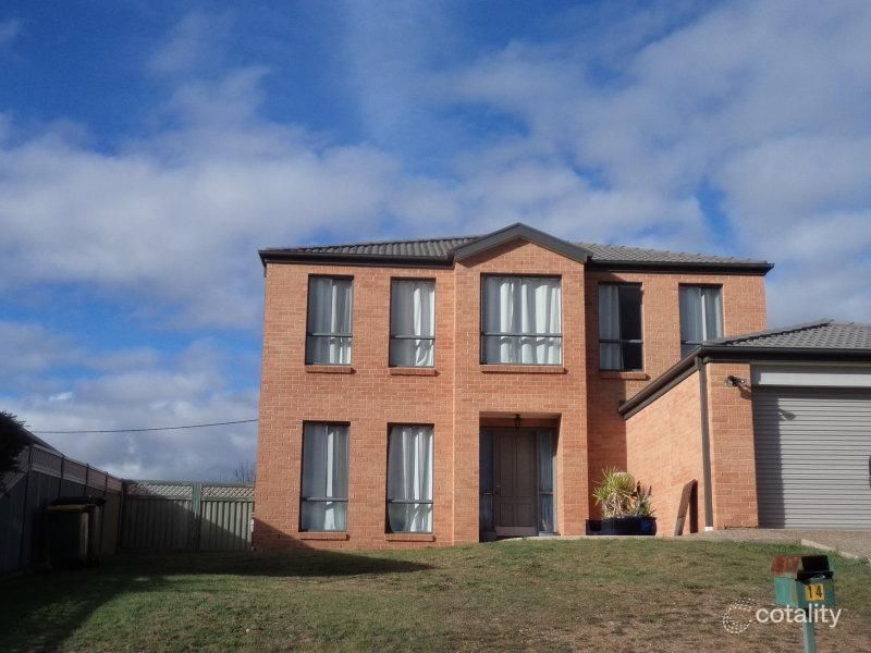 4 Monaro Ave, Cooma, NSW 2630