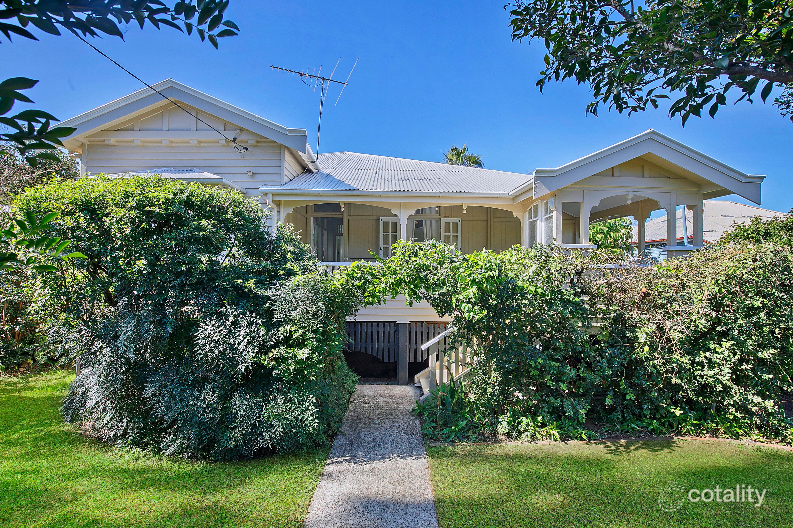 18 Usher St, Indooroopilly, QLD 4068