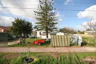 4 Manoora St, Greenacres, SA 5086