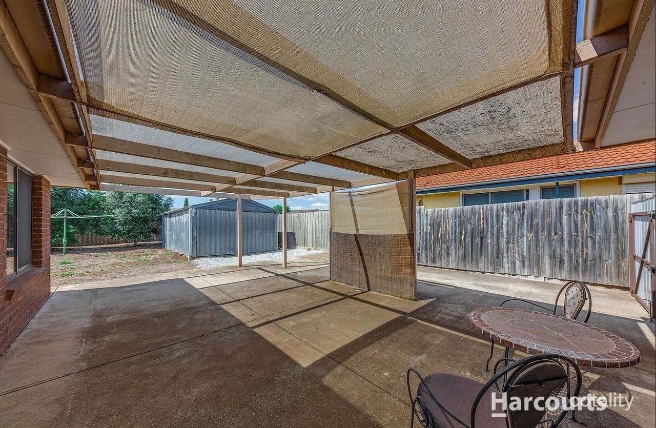 81 Childs St, Melton South, VIC 3338