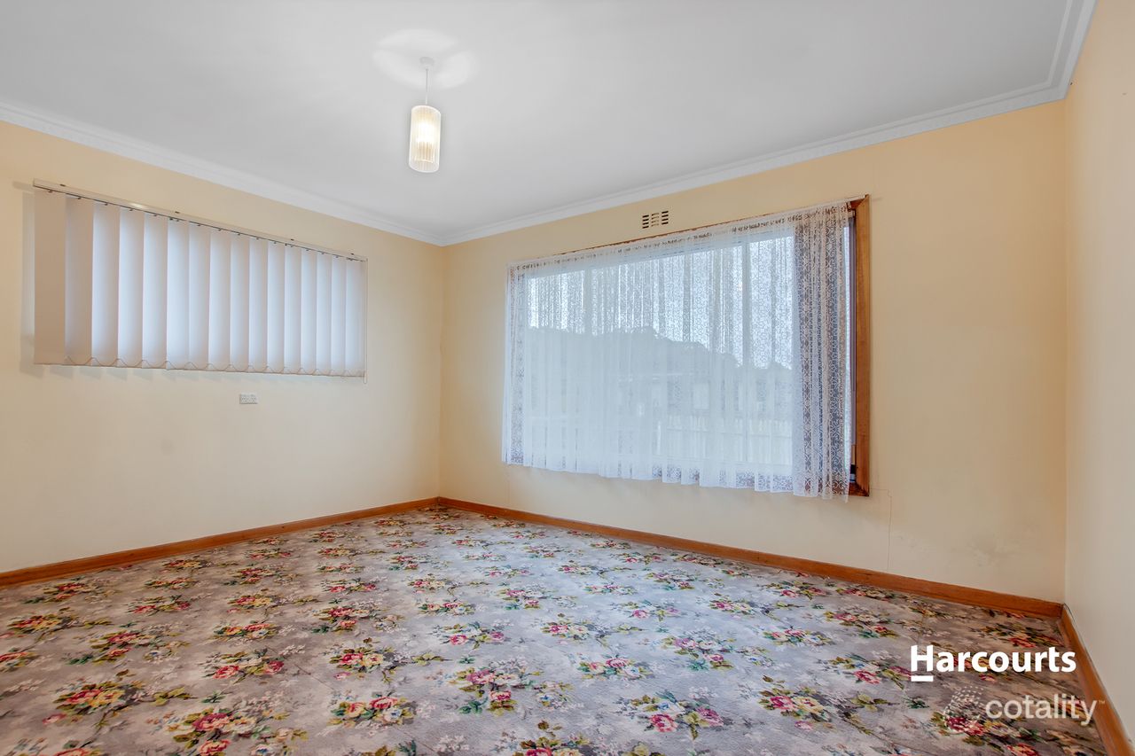 28 Lyons St, Somerset, TAS 7322