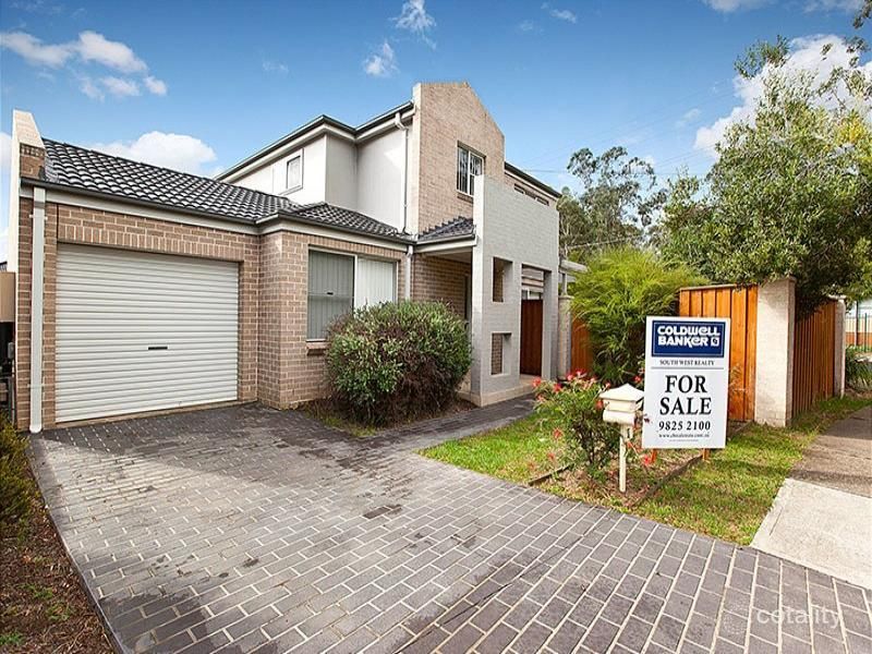 8 Gemas St, Holsworthy, NSW 2173