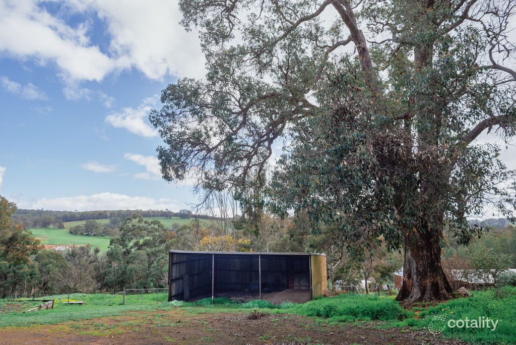 1 Bartlett Pl, Bridgetown, WA 6255