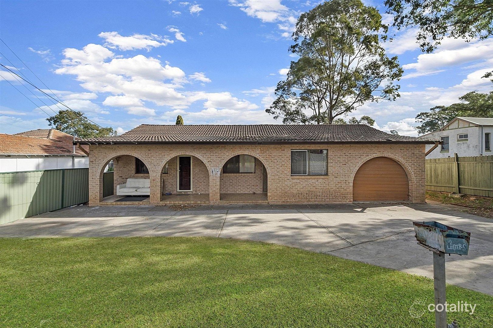 114 Seven Hills Rd S, Seven Hills, NSW 2147
