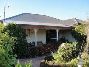 17 John St, Milpara, WA 6330