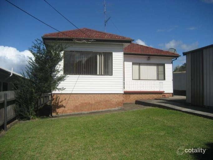39 Lackawanna St, Cringila, NSW 2502