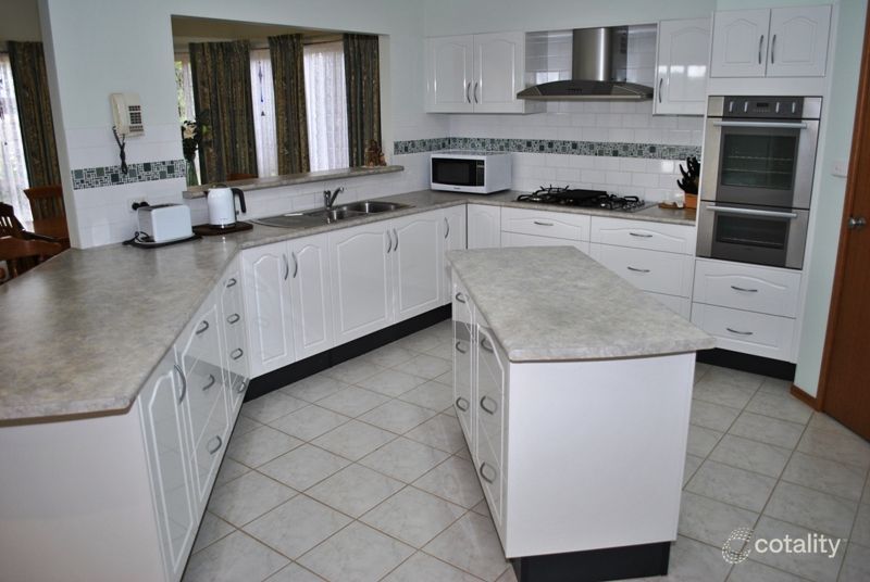 10 Dalton Pl, Wandandian, NSW 2540