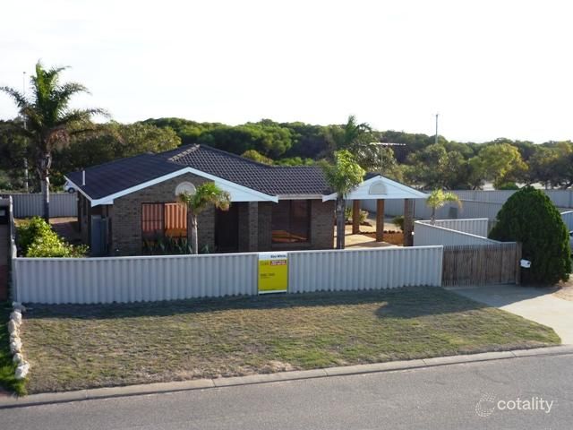 7 Oceanside Dr, Wandina, WA 6530
