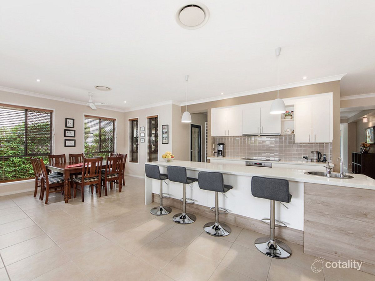 10 Stargate Ct, Reedy Creek, QLD 4227