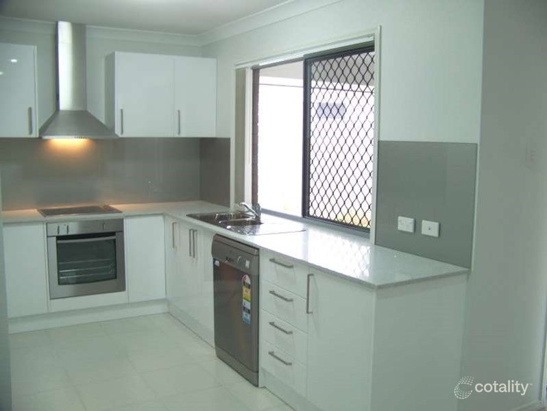 1/5 Mia Ct, Morayfield, QLD 4506