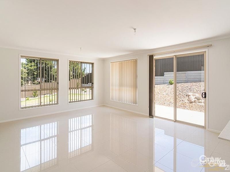 26 Glenalbyn Cl, Strathalbyn, SA 5255