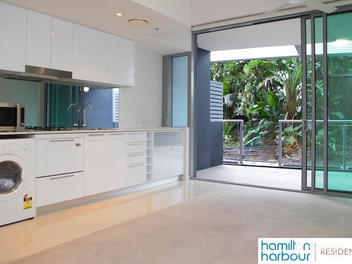 10002/8 Harbour Rd, Hamilton, QLD 4007