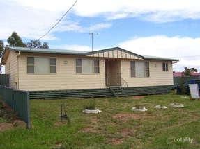 67 Medlyn St, Parkes, NSW 2870