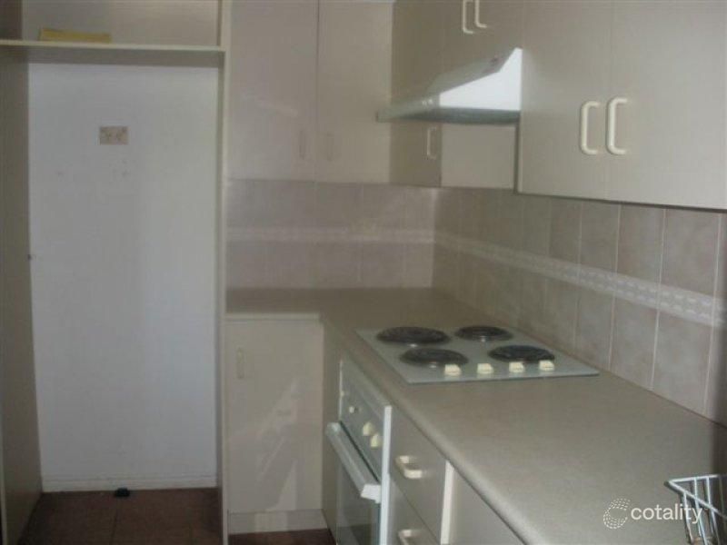 2/6 Benowa Dr, Taranganba, QLD 4703